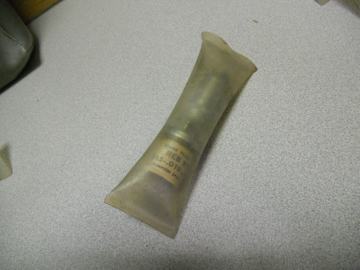 Champion Spark Plug REB37N — New