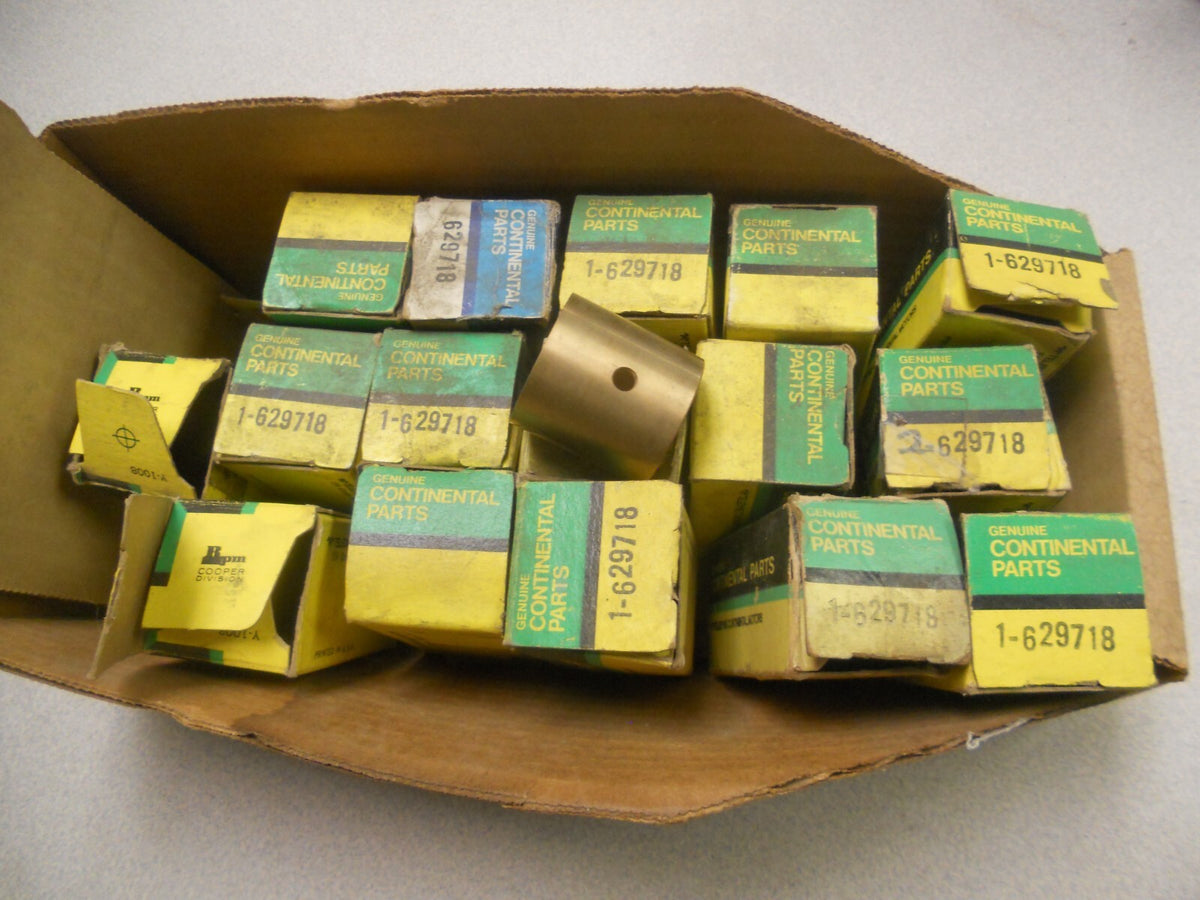 Continental Starter Bushing, p/n 629718 — New Old Stock