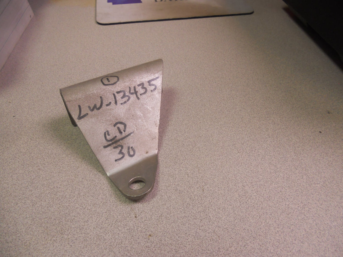 Lycoming Alternator Support Bracket, p/n LW13435 — New