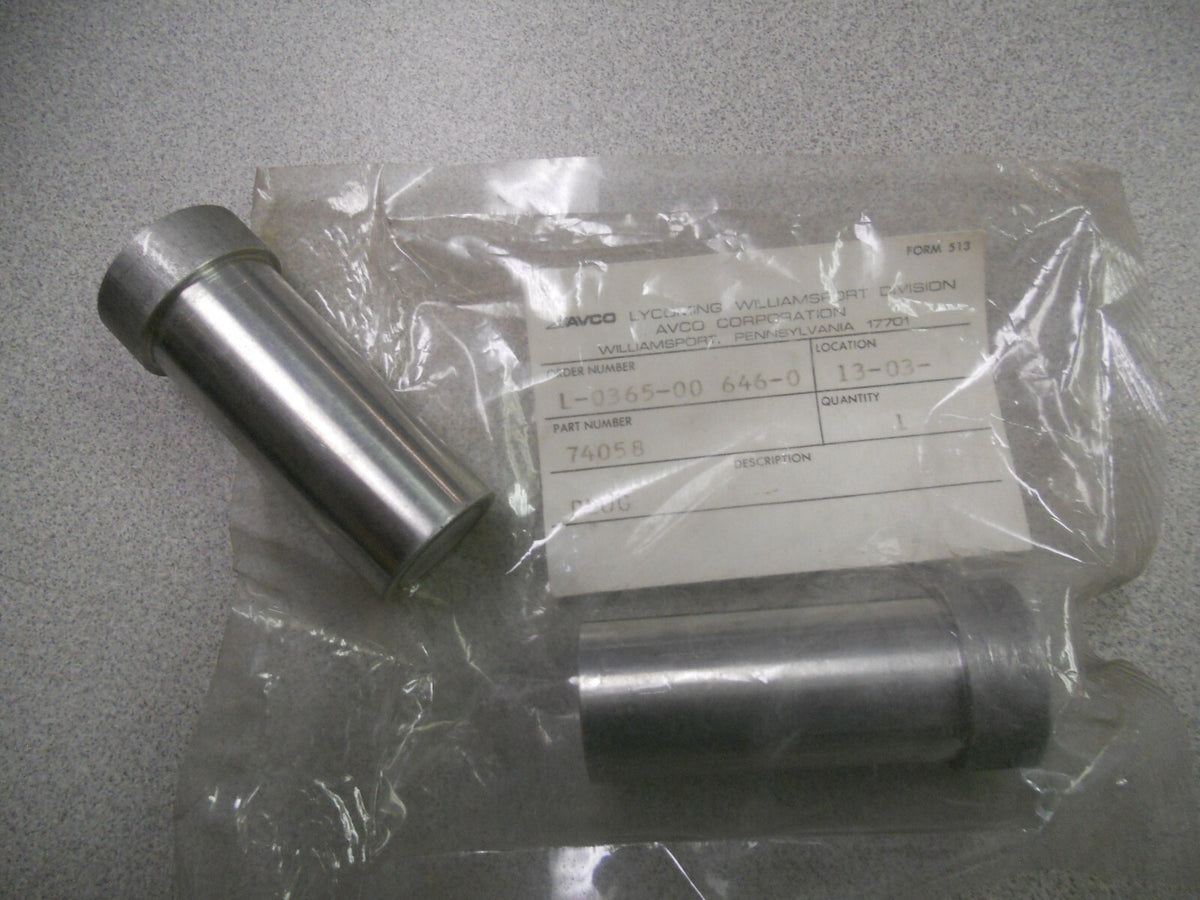 Lycoming Plug, p/n 74058 — New Old Stock